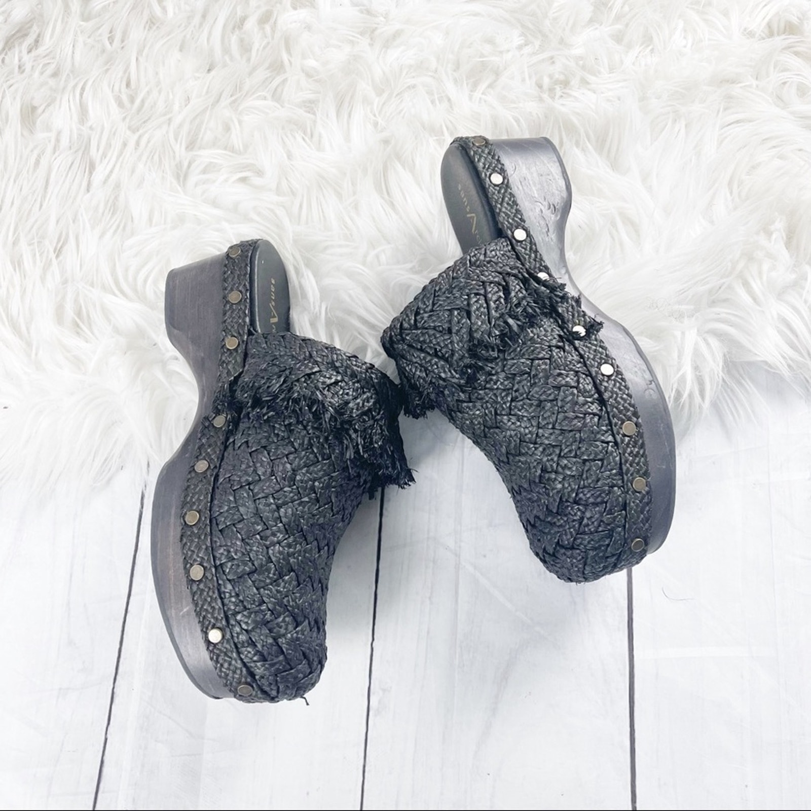 Sans Arcidet Women's Paris Black Rafia Fringe Clogs Open Back Size 41 — image 5 of 7